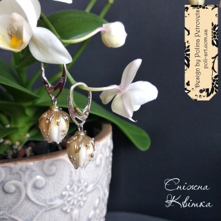 Сережки з муранського скла ручної роботи "Сніжна Квітка"