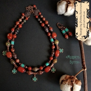 Комплект намисто і сережки з чер. яшми та говліту "Мудрість Буття"